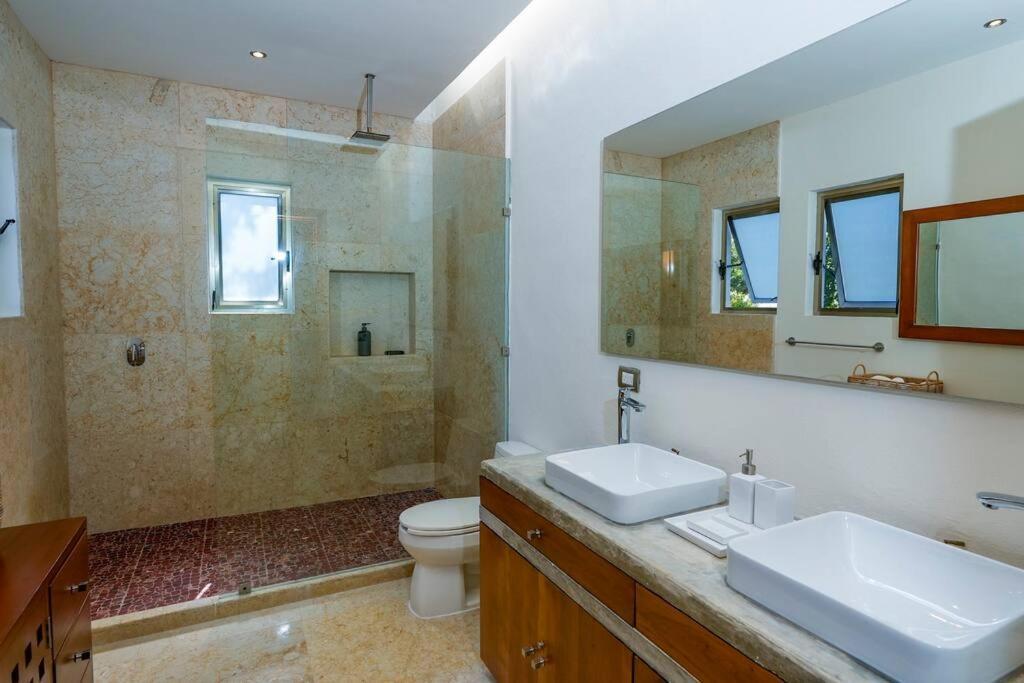 Toh, Riviera Maya